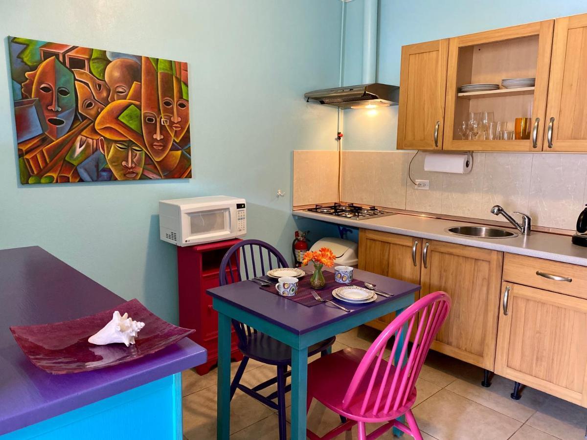 Little Paradise Aruba Vacation Apartments شاطئ بالم المظهر الخارجي الصورة