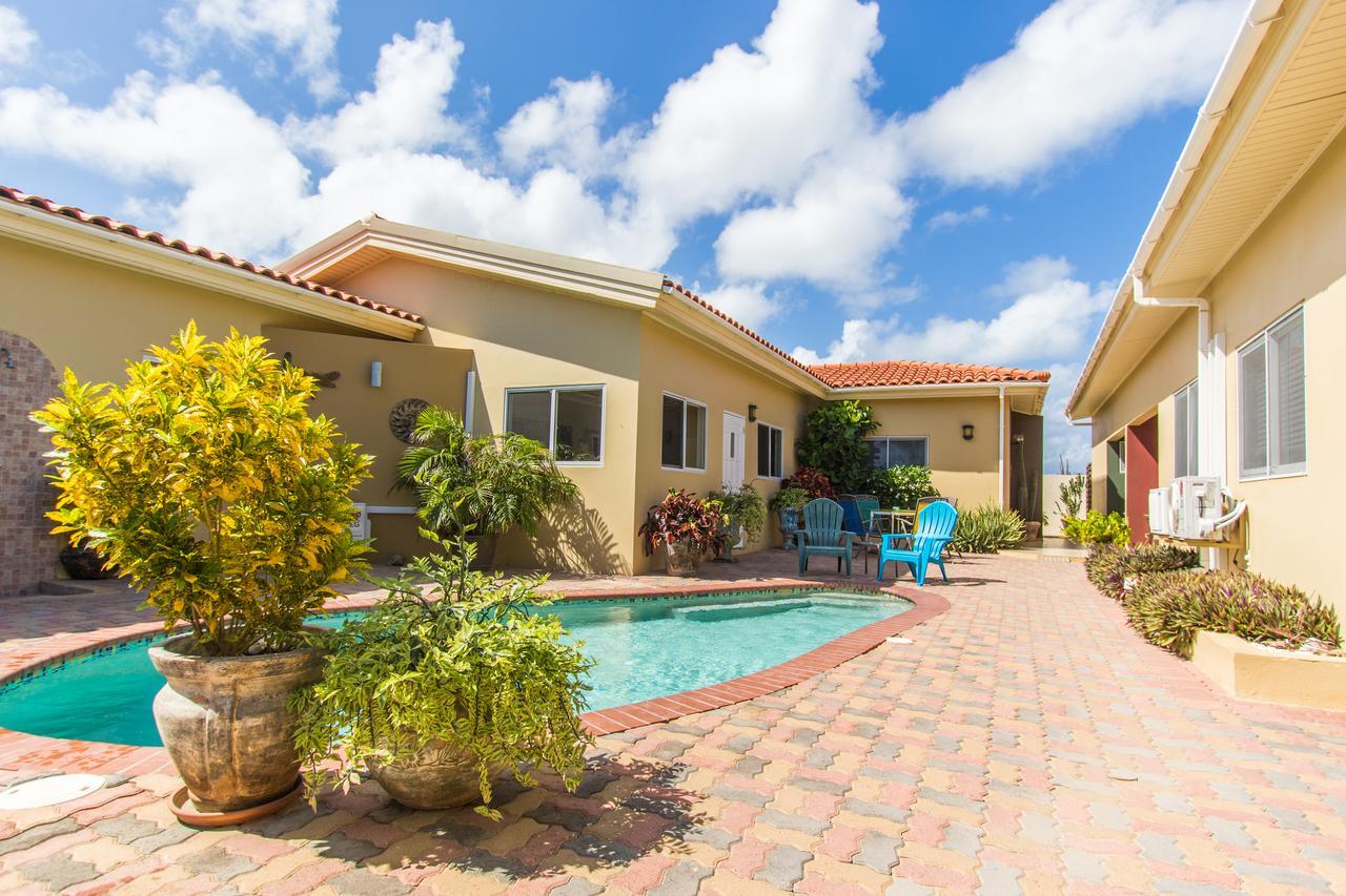 Little Paradise Aruba Vacation Apartments شاطئ بالم المظهر الخارجي الصورة