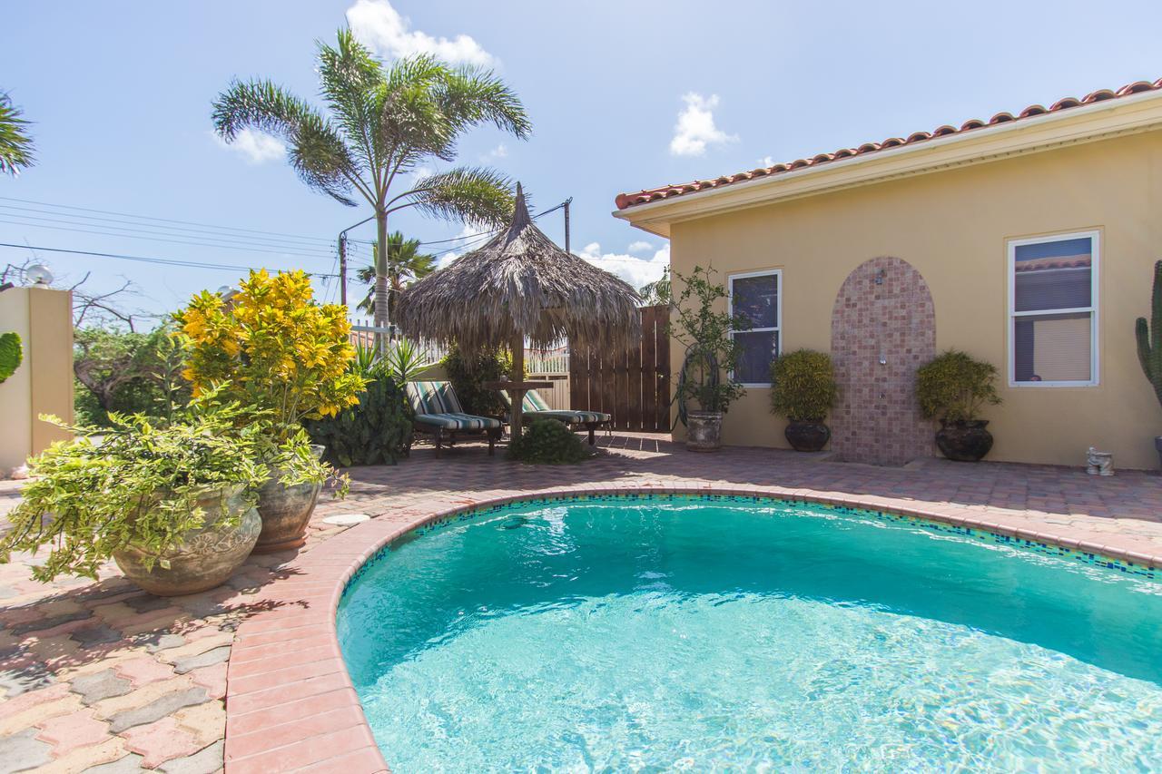 Little Paradise Aruba Vacation Apartments شاطئ بالم المظهر الخارجي الصورة