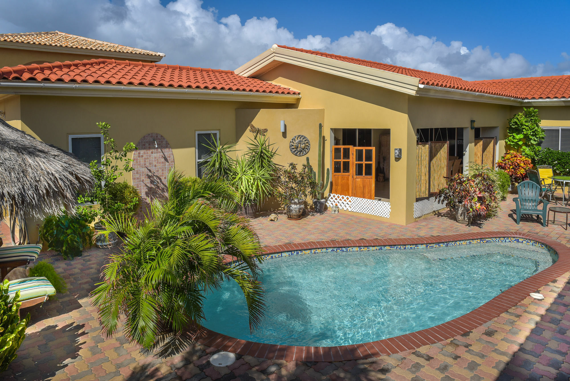 Little Paradise Aruba Vacation Apartments شاطئ بالم المظهر الخارجي الصورة