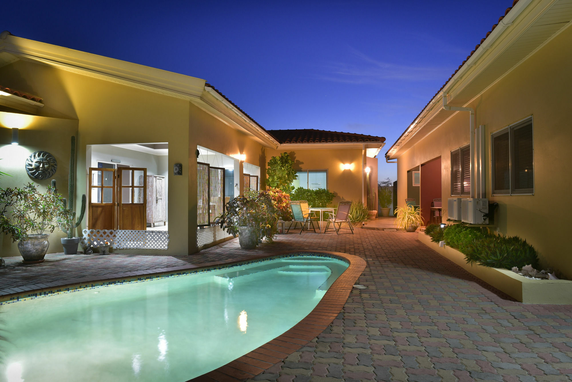 Little Paradise Aruba Vacation Apartments شاطئ بالم المظهر الخارجي الصورة