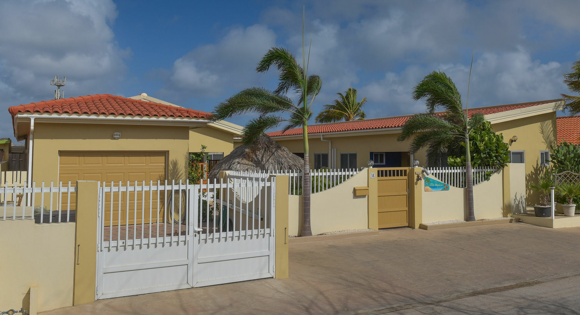 Little Paradise Aruba Vacation Apartments شاطئ بالم المظهر الخارجي الصورة