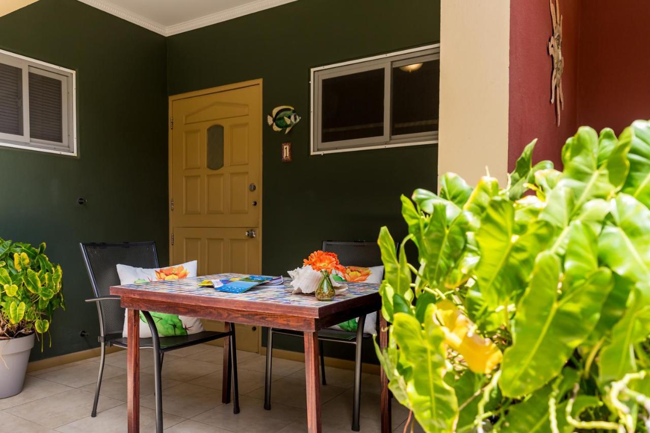 Little Paradise Aruba Vacation Apartments شاطئ بالم المظهر الخارجي الصورة