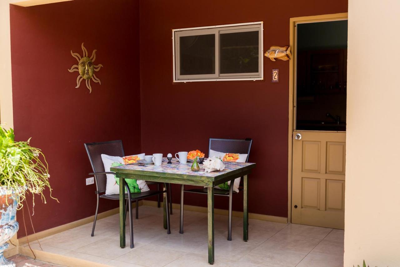 Little Paradise Aruba Vacation Apartments شاطئ بالم المظهر الخارجي الصورة