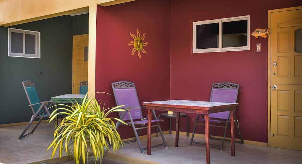 Little Paradise Aruba Vacation Apartments شاطئ بالم المظهر الخارجي الصورة
